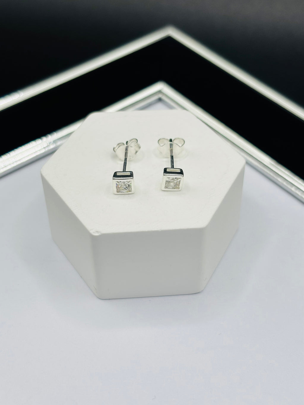S925 Silver Square Earrings 4 mm
