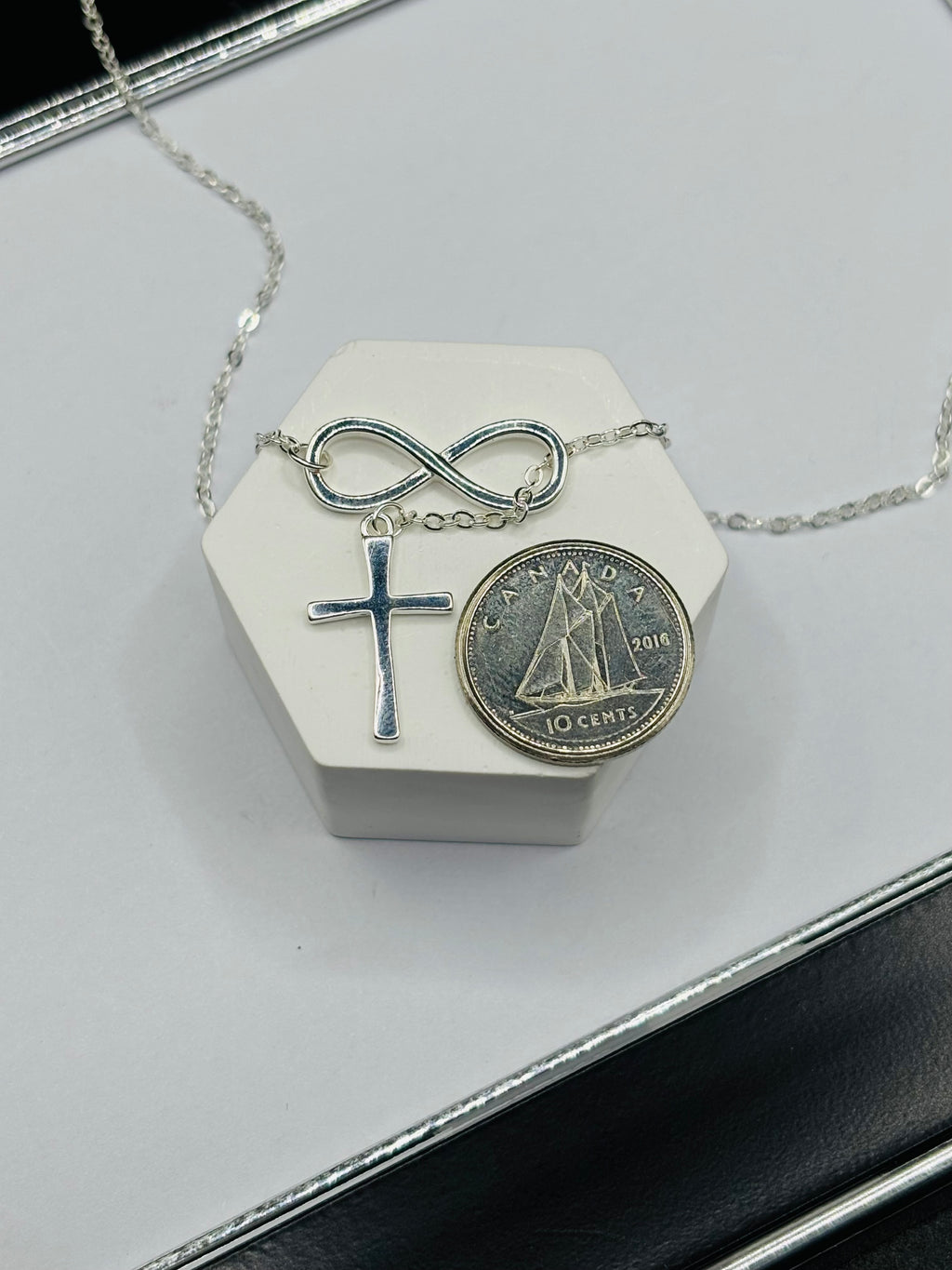 S925 Silver Infinite Cross Necklace