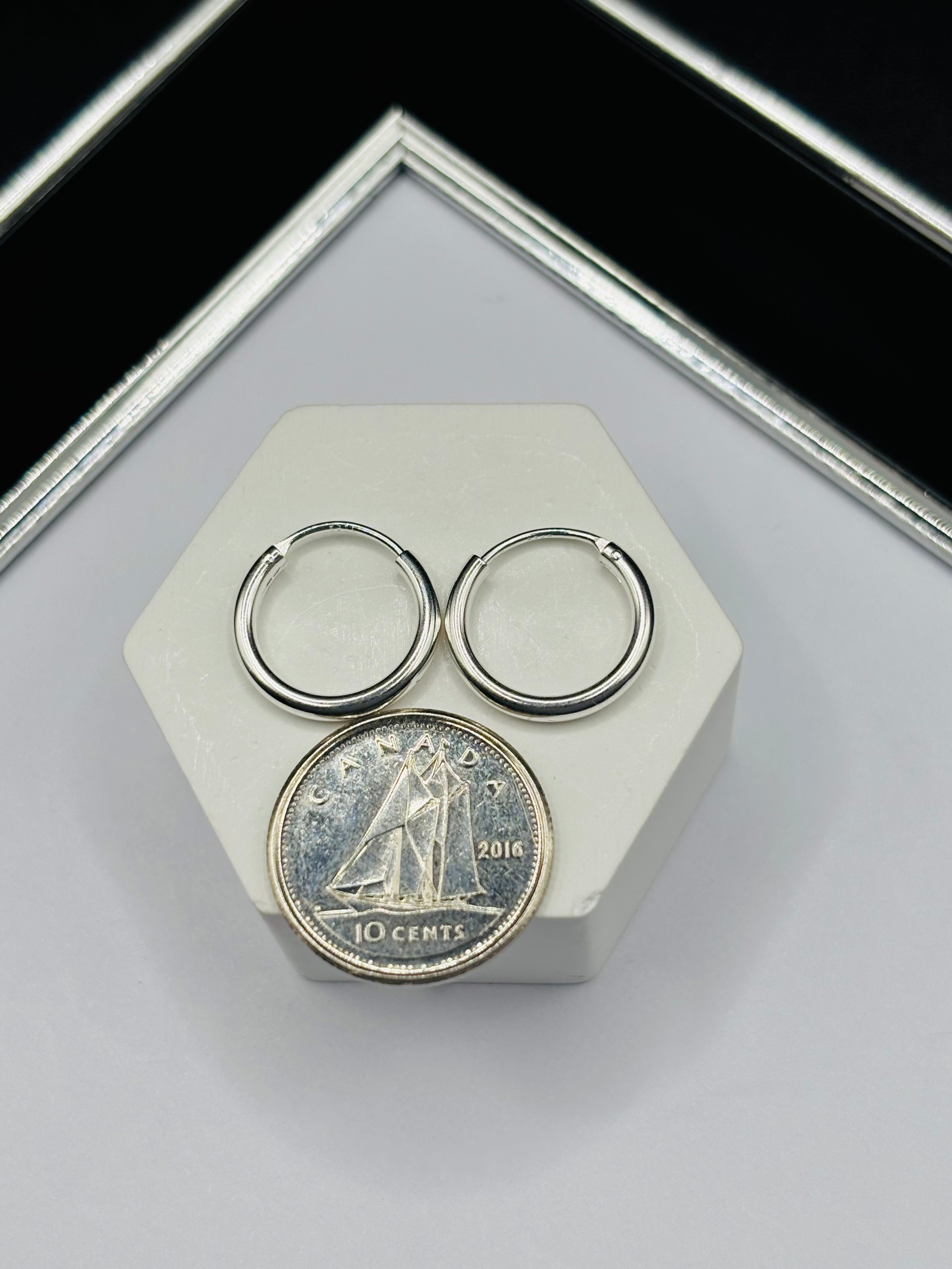 S925 Silver Plain Loop Earrings