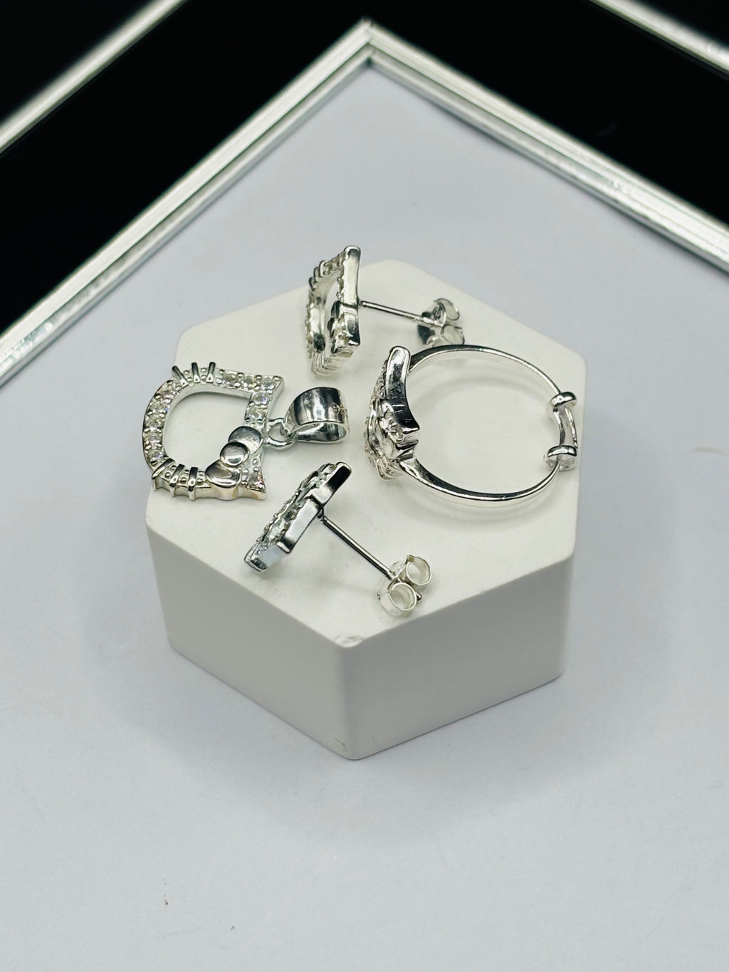 S925 Silver HK Ring, Earrings and Pendant Kids Set