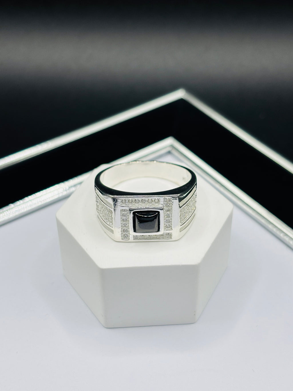 S925 Silver Stone White/Black Ring