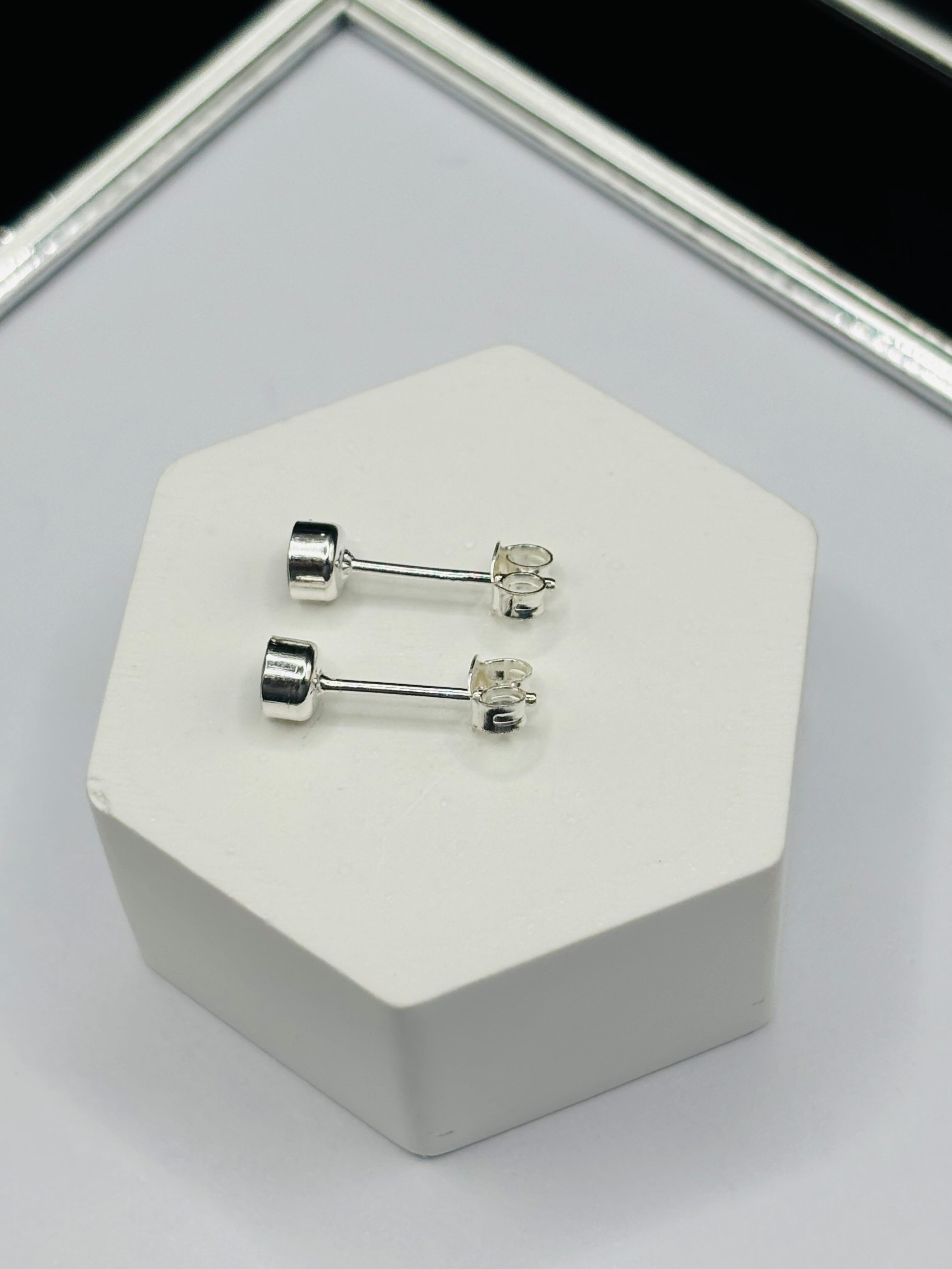 S925 Silver Black Earrings