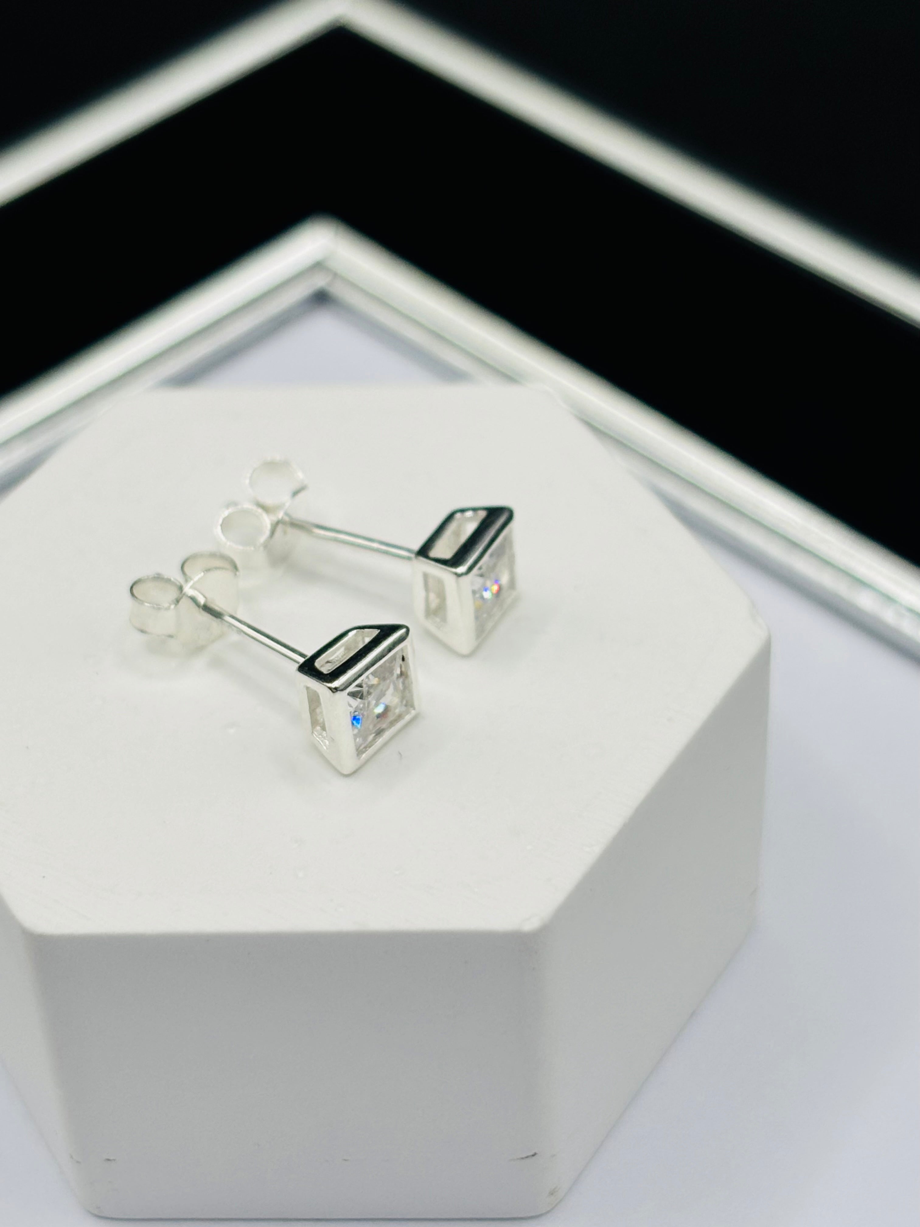 S925 Silver Square Earrings 5 mm