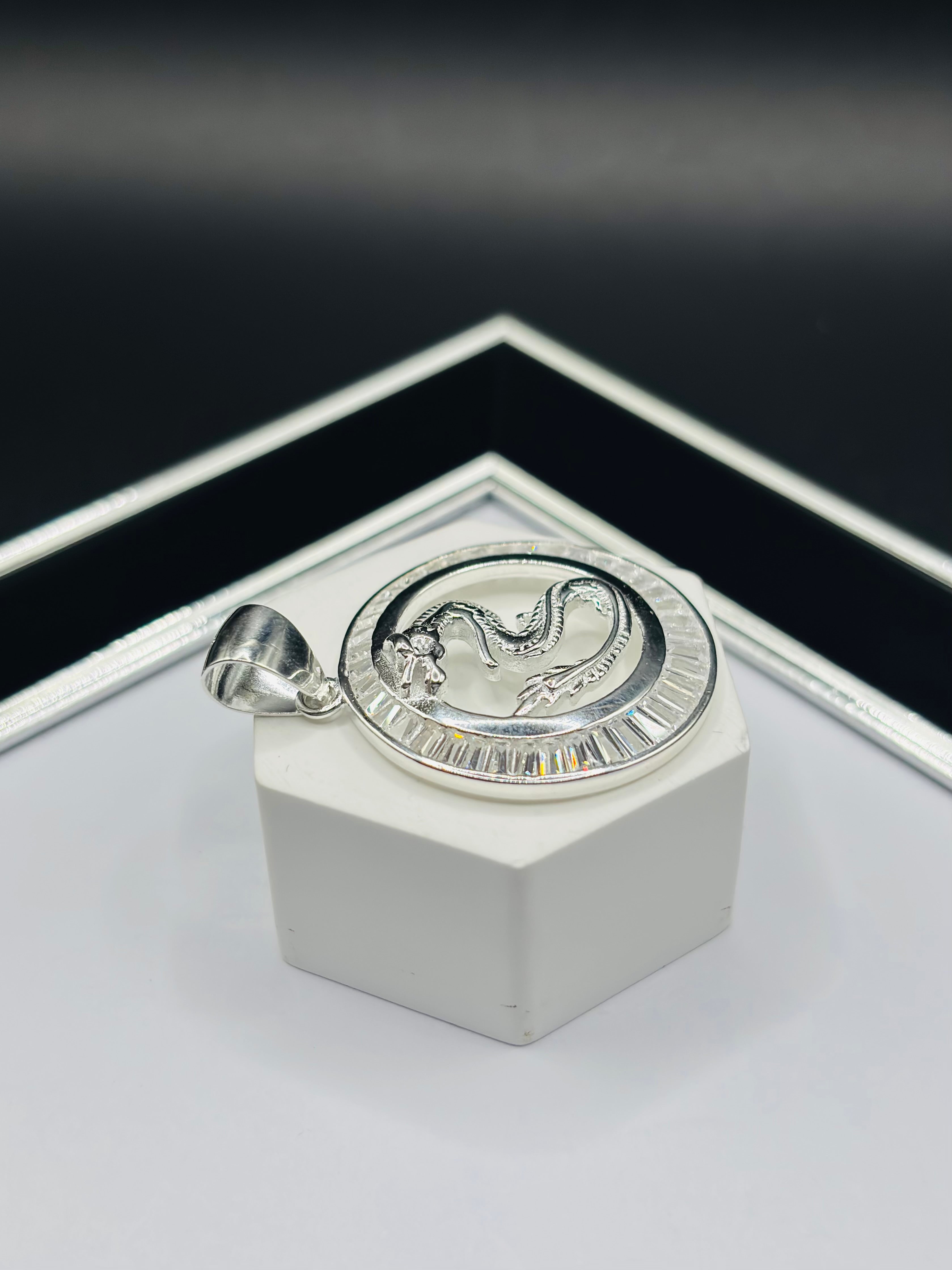 S925 Silver Circle Dragon Pendant