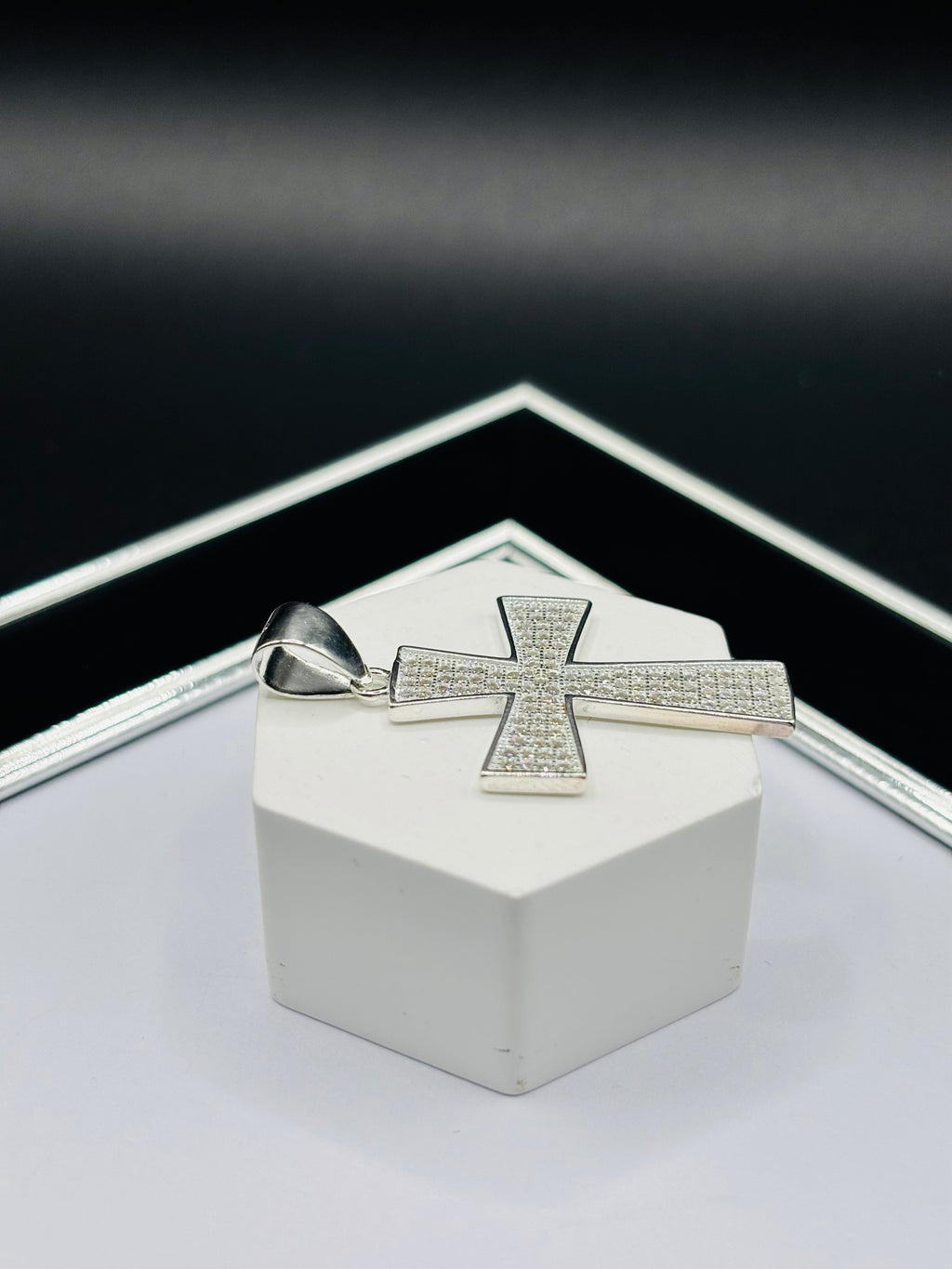 S925 Silver Cross Stone Pendant