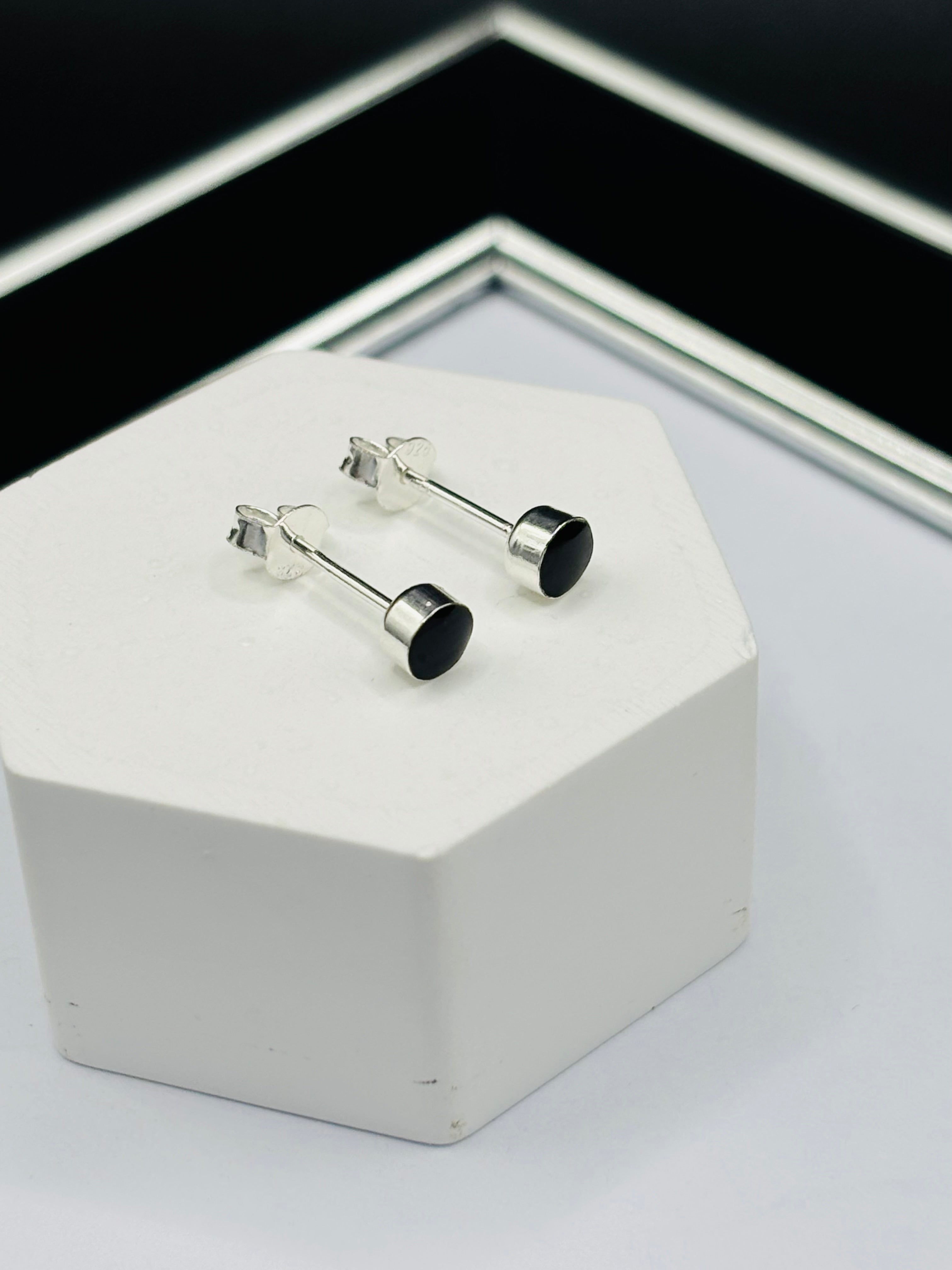 S925 Silver Black Earrings