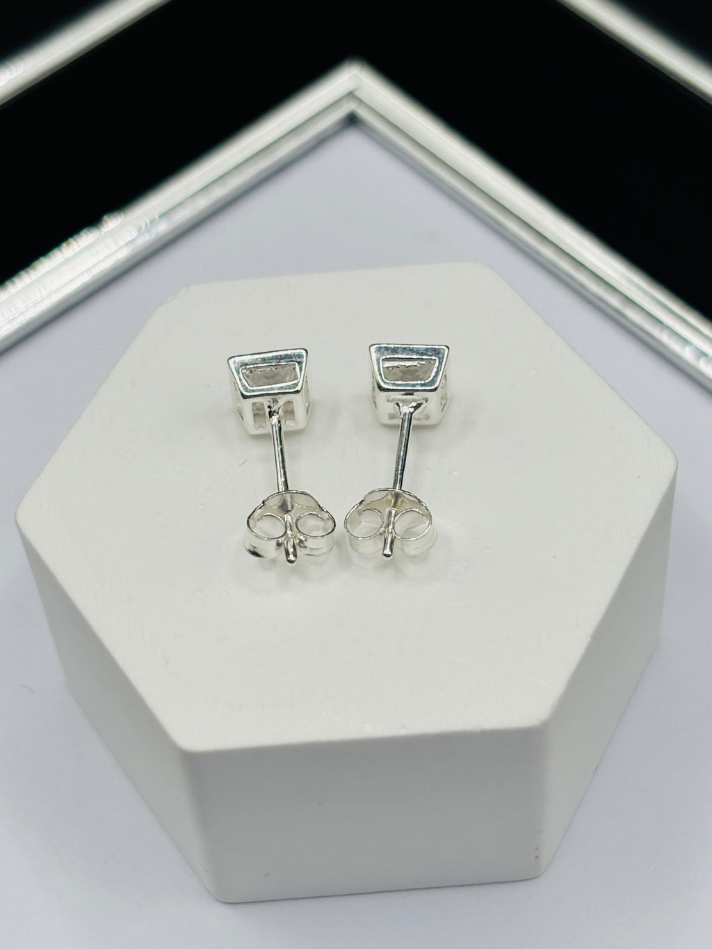S925 Silver Square Earrings 5 mm