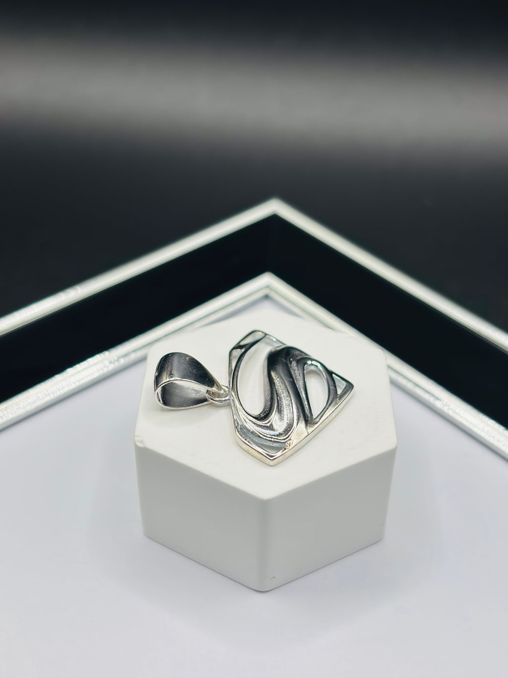 S925 Silver S Pendant