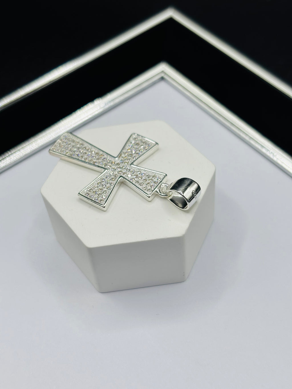 S925 Silver Cross Stone Pendant